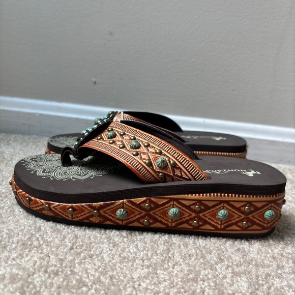 Montana West Brown Turquoise Embossed Western Comgirl Flip Flop Sandal Sz 7 NWT - Picture 14 of 14